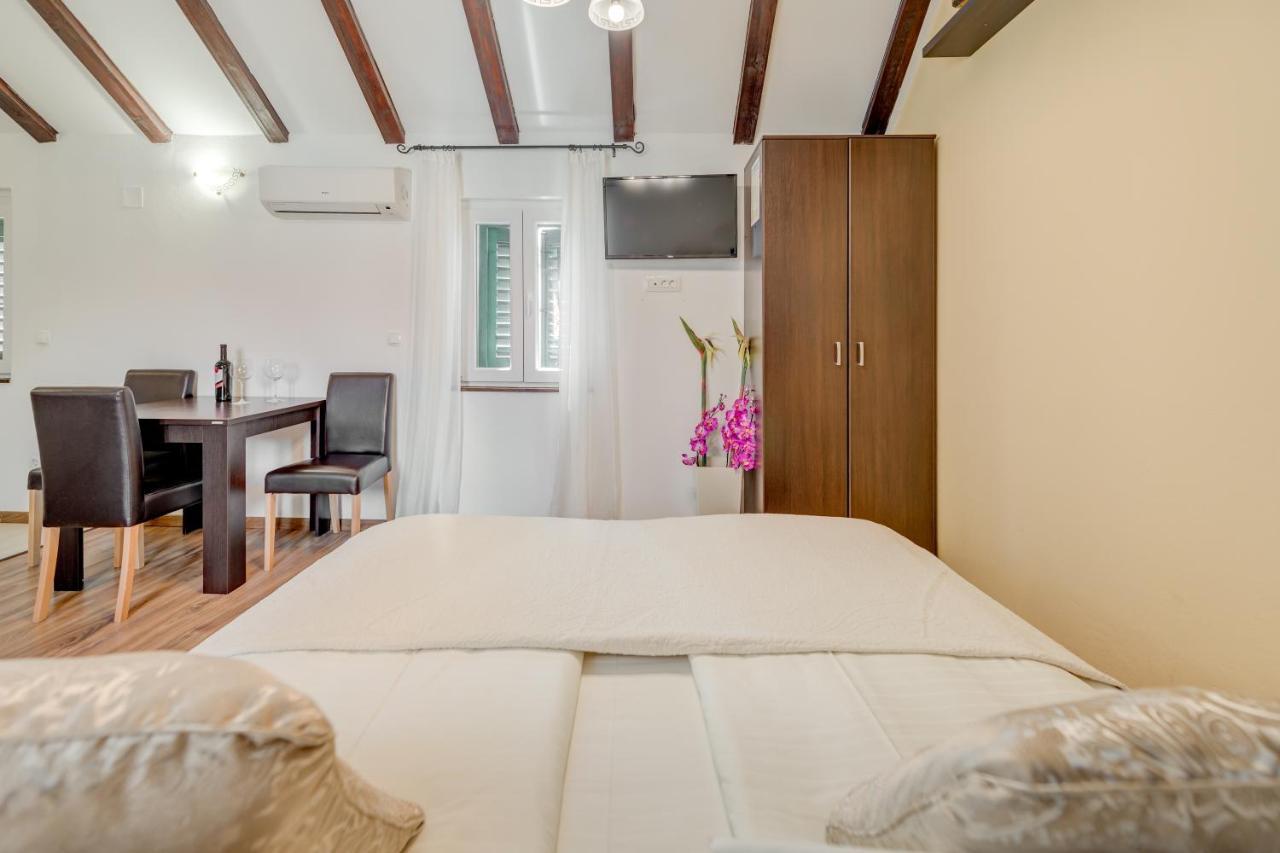 Guesthouse Imperator Split Exteriér fotografie